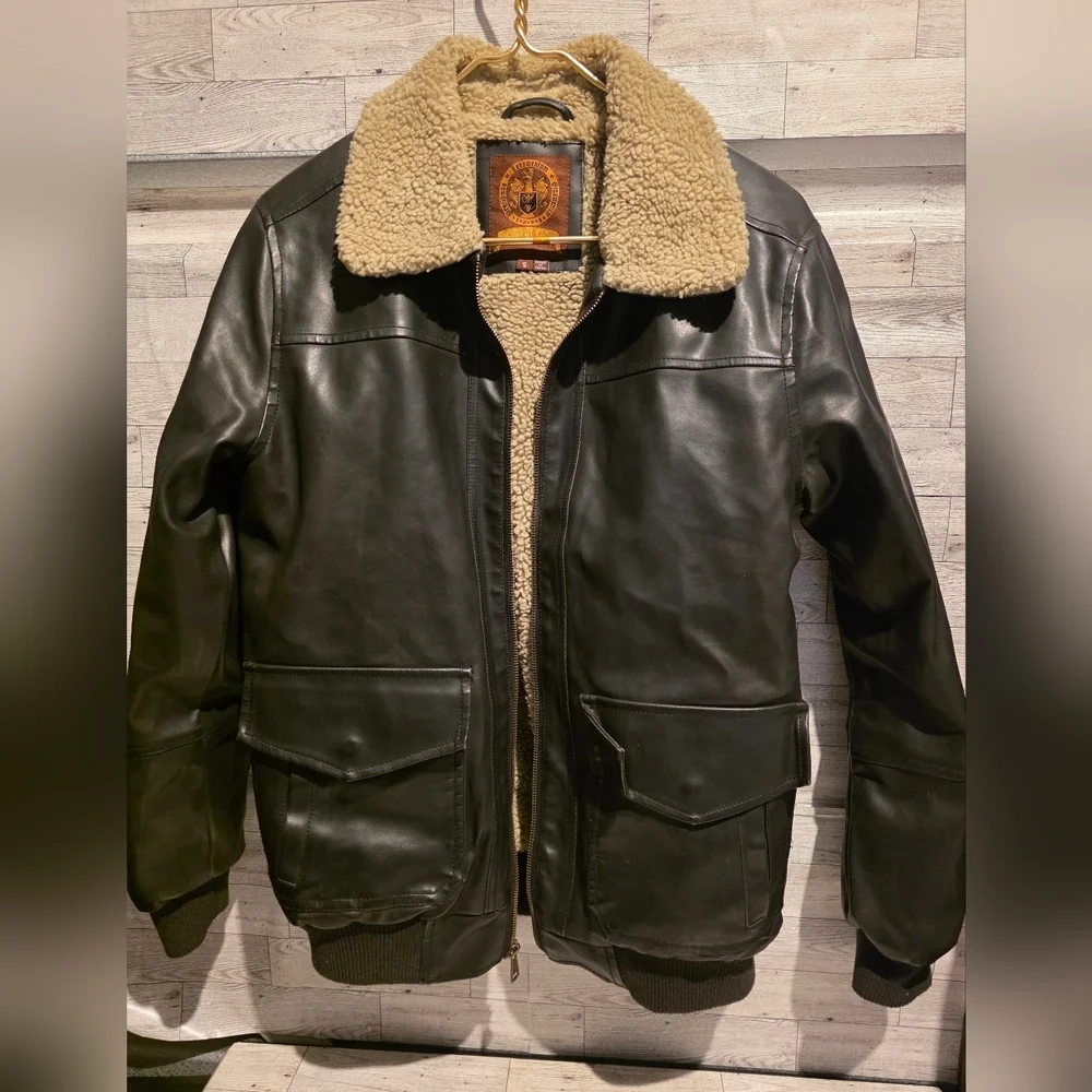 Men's Black Bomber Jacket with Tan Sherpa Collar - Classic Aviator